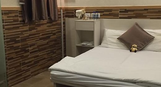 Traveller Friendship Hostel Tsim Sha Tsui Yau Ma Tei - 